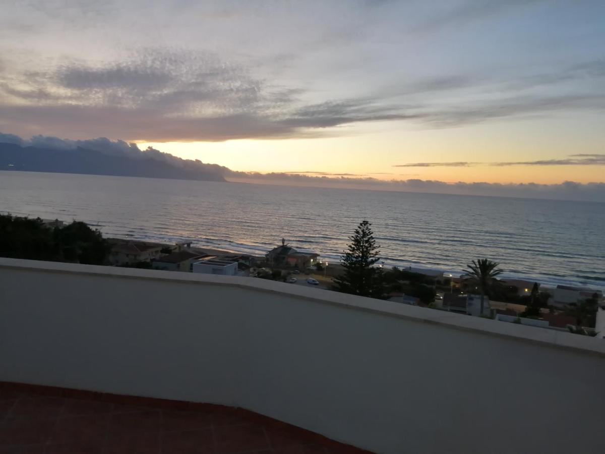 Casa Vacanze Helimos Vila Alcamo Marina Exterior foto